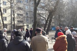 Встреча на ул. Малиновского, 10