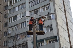 Уличное освещение на улице Малиновского восстановлено
