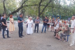 Встреча с жителями С. Ковалевской, 59