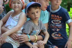 Дети из детских домов «Мой дом» и «Хорошо дома» на отдыхе в загородном комплексе.